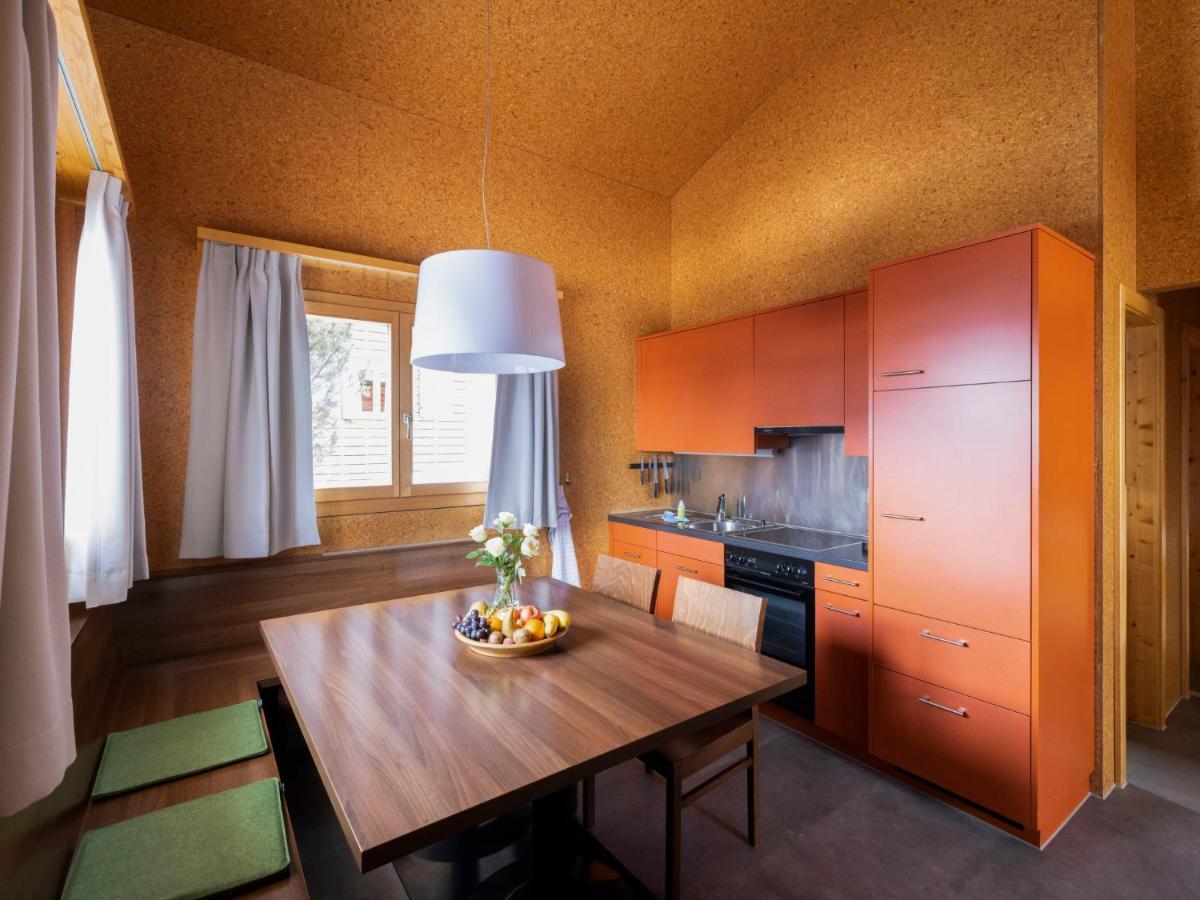 Holiday Home Komfort Aclas Maiensaess Resort-1 By Interhome Urmein Luaran gambar